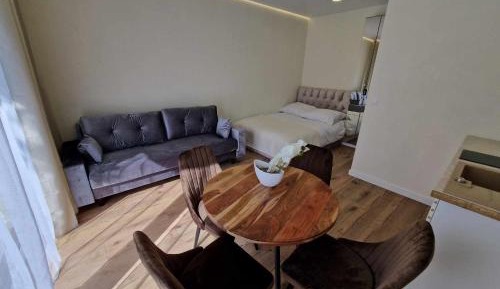 Superior Studio