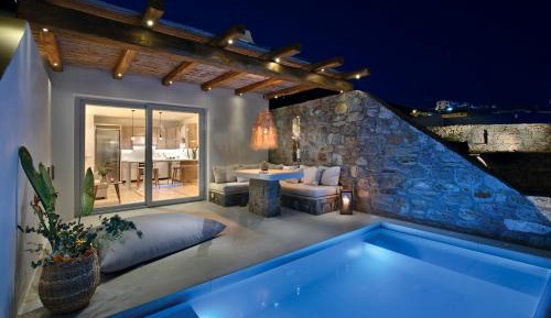 Suite with Private Pool