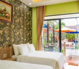 Deluxe Triple Room