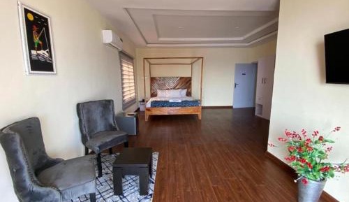 Executive Suite
