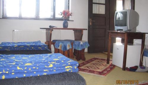 Triple Room with External Private Bathroom