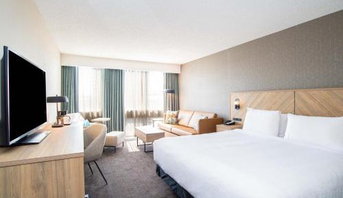 Premium Room, 1 King Bed, Sofa Bed, Top Floor