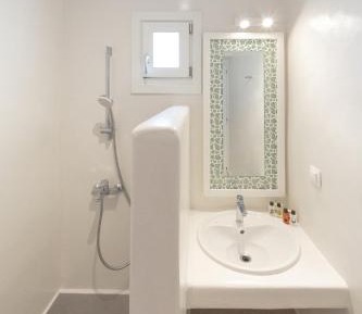 Economy Double or Twin Room