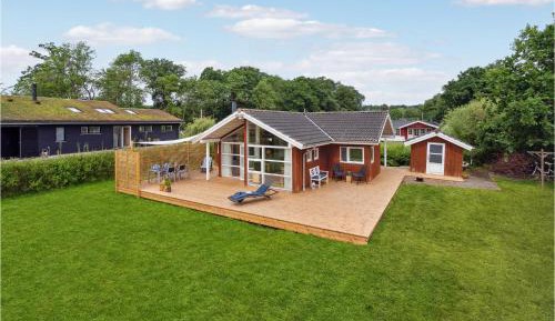 Three-Bedroom Holiday Home 