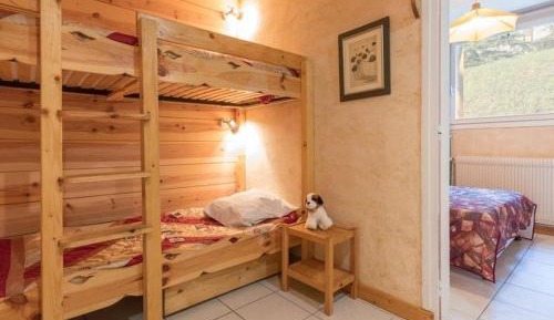 Apartment (6 Adults)