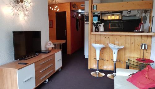 Apartment (6 Adults)