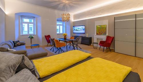 Superior One-Bedroom Apartment