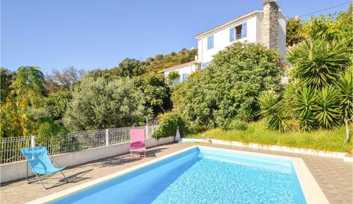 Five-Bedroom Holiday Home