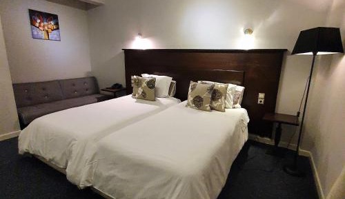 Economy Triple Room