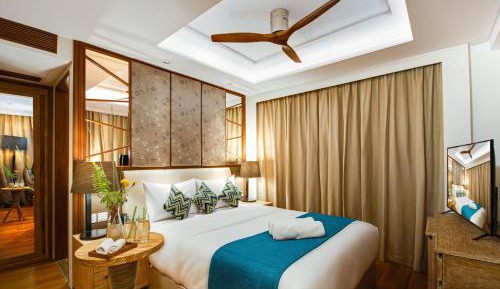 Deluxe Double Room (Free Return Airport Transfer and 10% off on Food & Beverage)