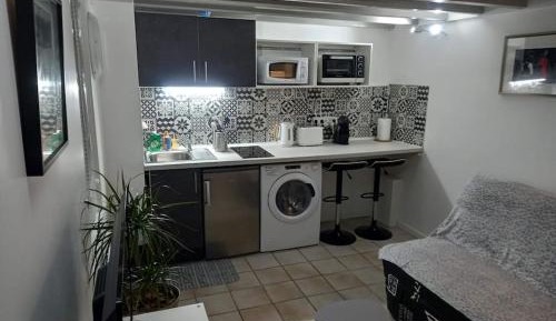 One-Bedroom House