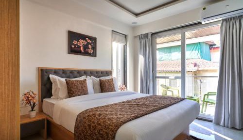 King Room with Balcony