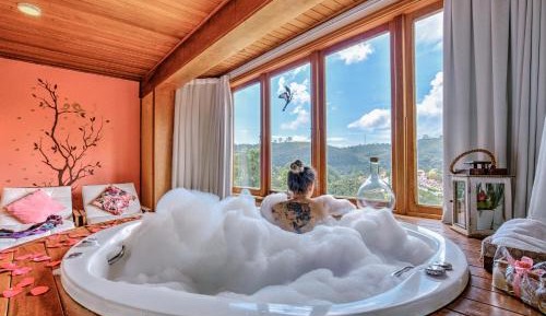 King Room with Spa Bath