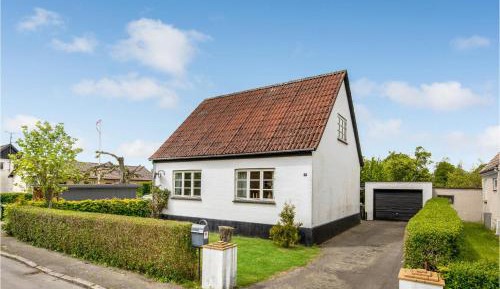 Four-Bedroom Holiday Home