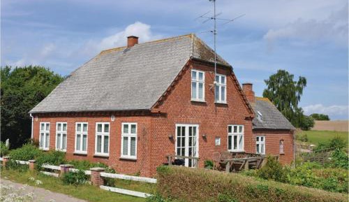 Three-Bedroom Holiday Home 