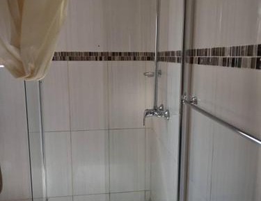 Twin Room with Shower