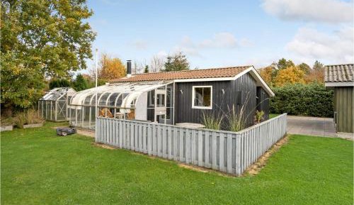Two-Bedroom Holiday Home