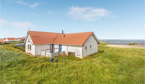 Four-Bedroom Holiday Home
