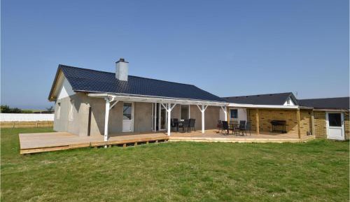 Four-Bedroom Holiday Home