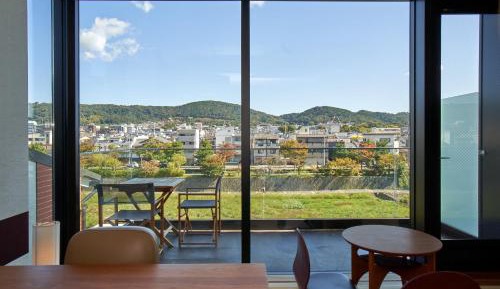 Suite with River View