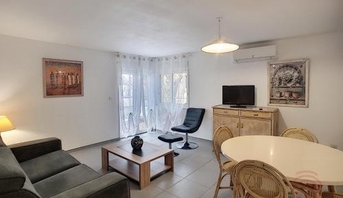 Apartment (4 Adults)