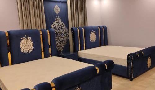 Deluxe Family Room