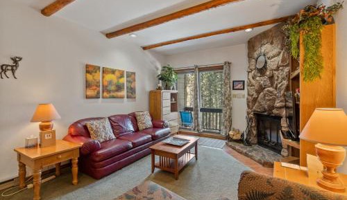 One Bedroom Apartment