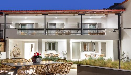 Double Room with Balcony and Partial Sea View