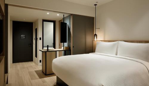 Standard King Room