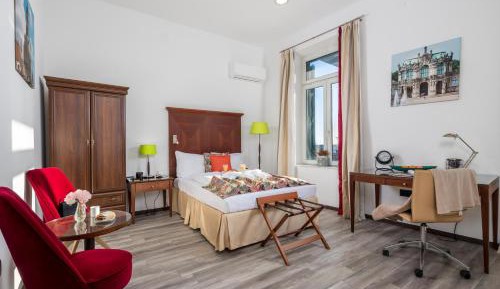 Deluxe Double Room with Balcony