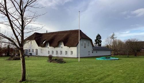 Four-Bedroom Holiday Home