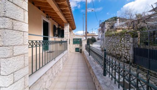Superior One-Bedroom Apartment with Balcony