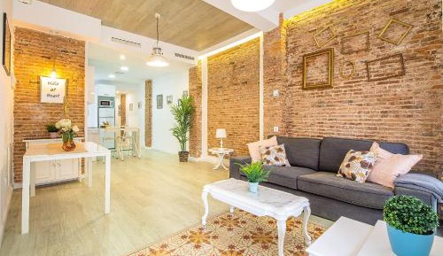 Superior Apartment with City View