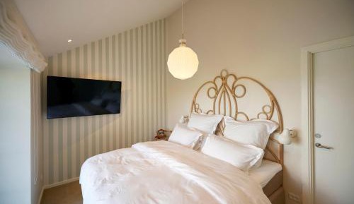 King Suite with Balcony
