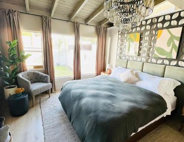 One-Bedroom Bungalow