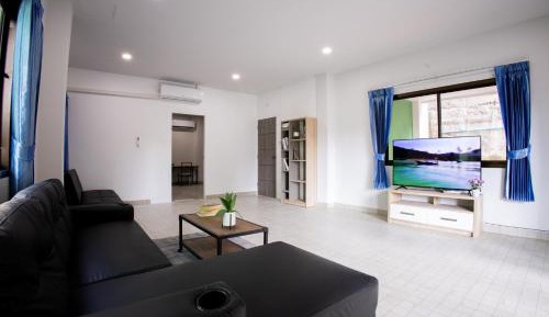Apartment with Balcony