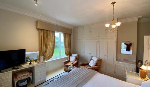 Superior King Room
