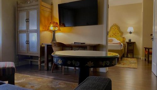 One-Bedroom Suite