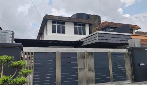 Five-Bedroom House