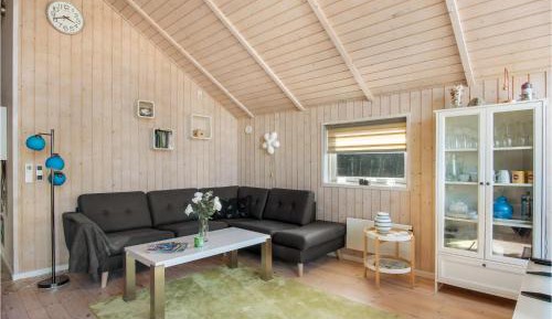 Four-Bedroom Holiday Home