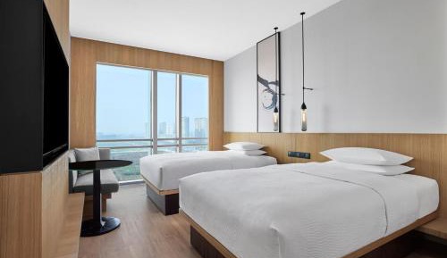 Standard Double Room with Two Double Beds and City View