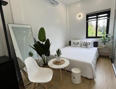 Queen Room