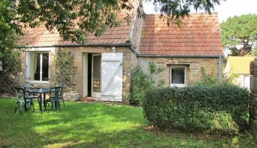 Holiday Home (2 adults)
