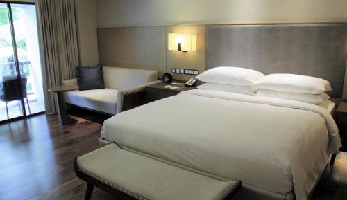 Premier Garden King Room