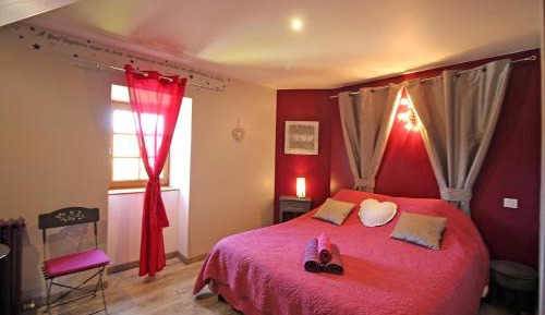 Deluxe Room 2