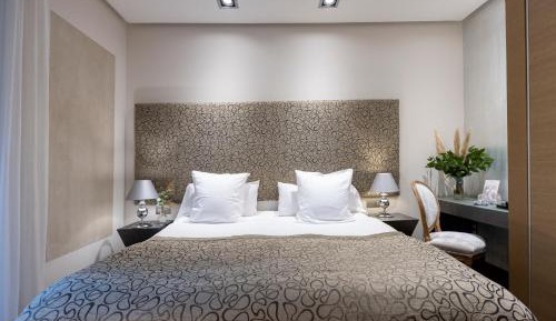 King Room with Garden View