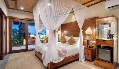 Suite King Bed with Free Daily Activities 