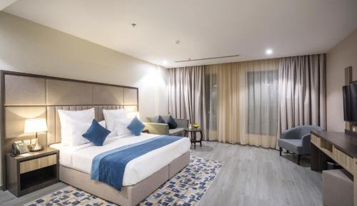 Superior King Room