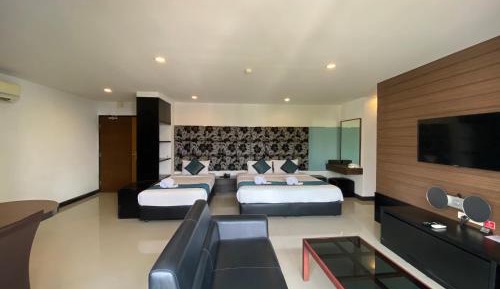 Junior Suite with Balcony