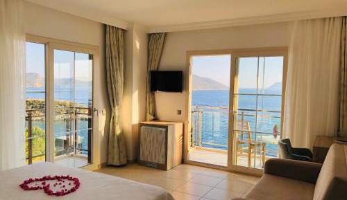Standard Double Room with Sea View